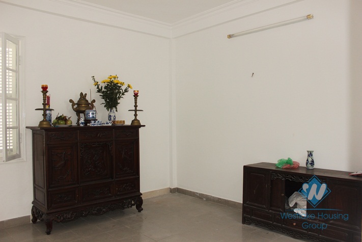 Brandnew house availble for rent in Nghi Tam village, Tay Ho, Hanoi